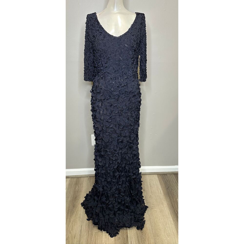 THEIA V NECK PETAL GOWN 3/4 sleeve US 4 $1295